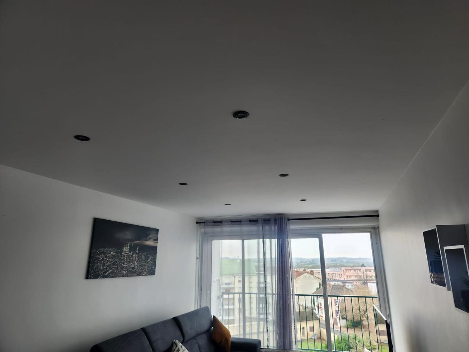 Le Reflet Gris Apartment ชาลง-ซูร์-ซอน ภายนอก รูปภาพ