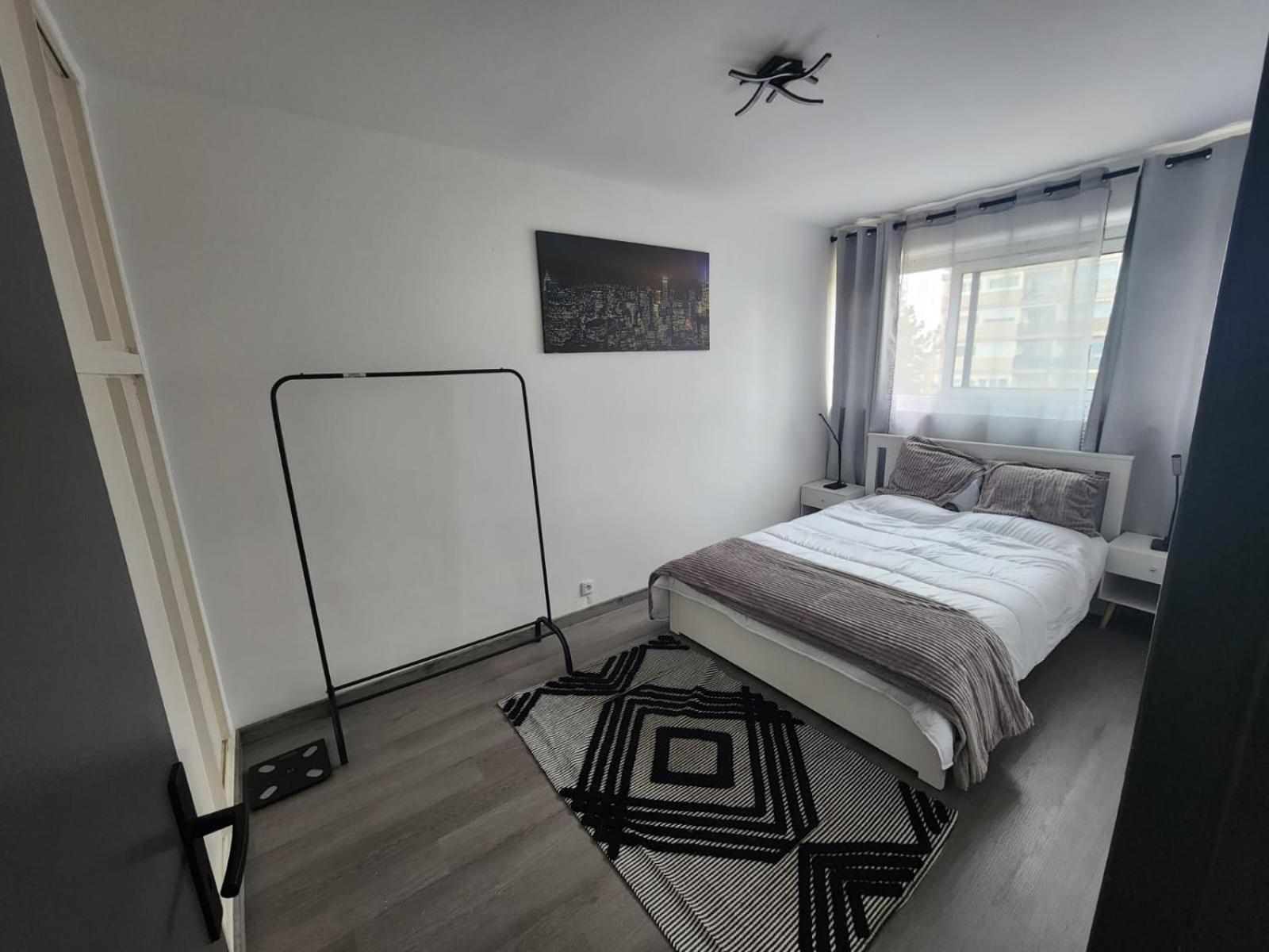 Le Reflet Gris Apartment ชาลง-ซูร์-ซอน ภายนอก รูปภาพ